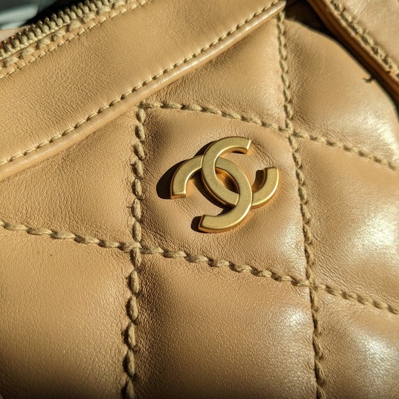 Auth. Chanel Beige Lambskin Wild Stitch Bowling Bag/Shoulder Bag - Picture 15 of 15